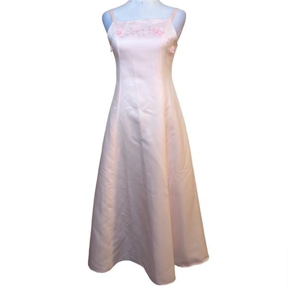 Alexandra of California Dresses & Skirts - Alexandra of California long dress size 14 color light Pink